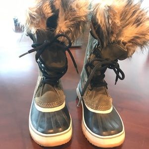 Sorel Joan of Arctic
